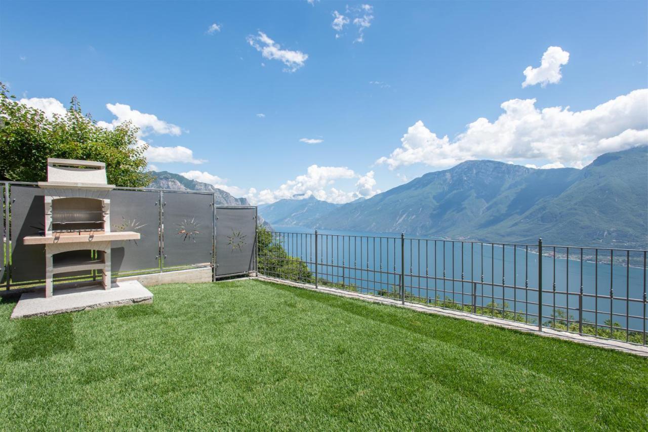 Casa Martinelli Apartment Tremosine Bagian luar foto